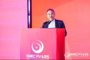 三个正官王石再谈万科：正在调整往前走，但绿色低碳方面是走在前面的