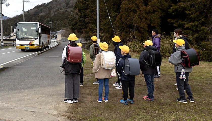 再创新低，日本2024年出生人数(🚀)首次跌破70万